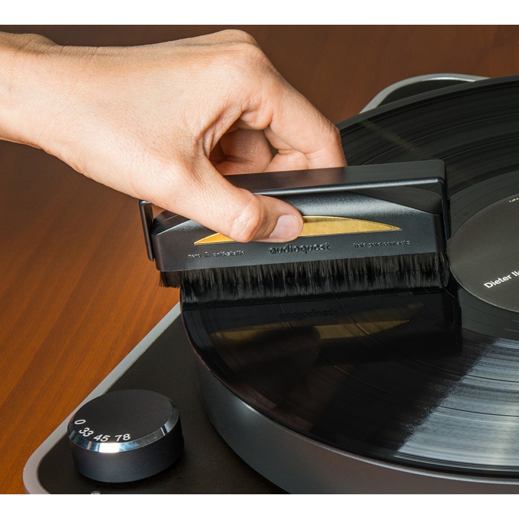 AudioQuest Super-Conductive Record Brush